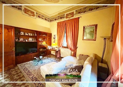 Foto Appartamento a Vinci Centro di 130 m² con 5 locali in vendita