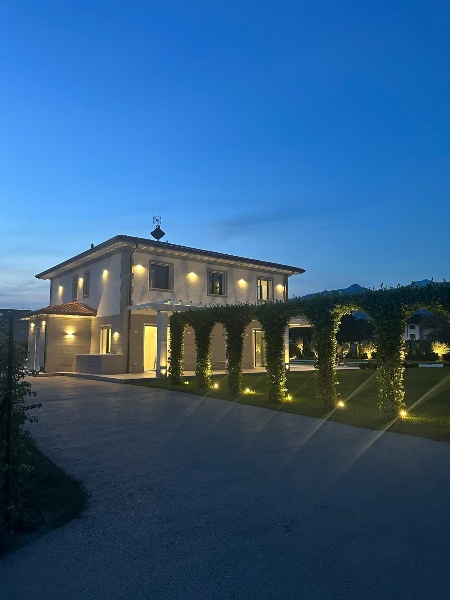 casa indipendente in vendita a Forte dei Marmi