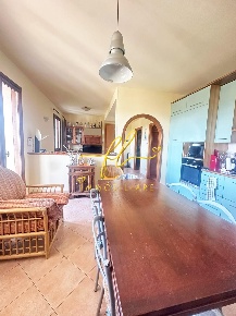 Foto Appartamento a Bibbona Centro di 107 m² con 4 locali in vendita