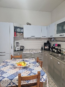 Foto Appartamento a Pietrasanta di 90 m² con 6 locali in vendita