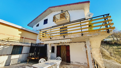 Foto Appartamento in FRAZIONE SAN GIACOMO, Valle Castellana San Giacomo