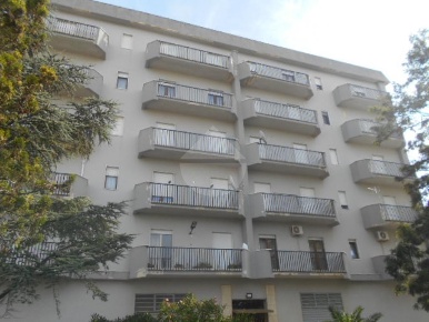 Foto Appartamento in Vio Mauro Rostagno, Castelvetrano Centro di 140 m²