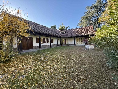 Foto Appartamento in Via Belvedere 3, Calvignano di 300 m² in vendita