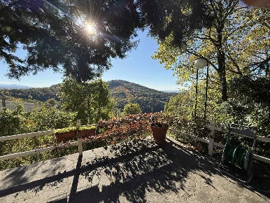 Foto Appartamento in Via Belvedere 3, Calvignano di 300 m² in vendita