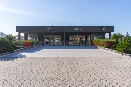 Foto Negozio in Via Casilina Nord snc, Cassino Centro di 1500 m² in affitto