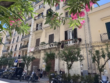 Foto Appartamento in Via Putignani 262, Bari Murat di 80 m² con 3 locali