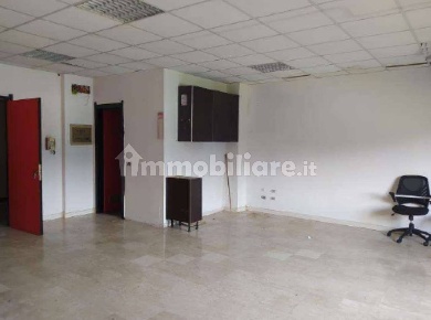 Foto Ufficio in Traversa del grillo 21, Capena di 55 m² in vendita