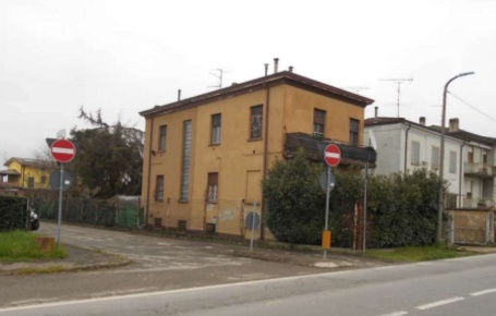Foto Appartamento in Località San Protaso, Fiorenzuola d'Arda di 197 m²