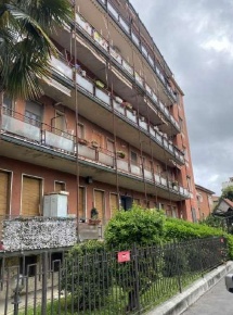 Foto Appartamento in Via Virgilio, Trezzano sul Naviglio di 58 m² all'asta