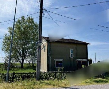 Foto Case indipendenti in Via del Po, Jolanda di Savoia di 203 m² all'asta