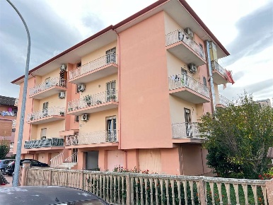 Foto Appartamento in VIA DEI LATINI 3, Pontinia Centro di 122 m² in vendita