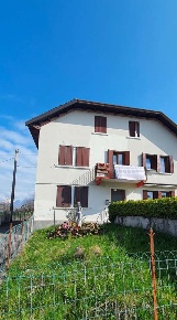 Foto Appartamento in Via Broz, Tambre Broz di 167 m² con 6 locali all'asta