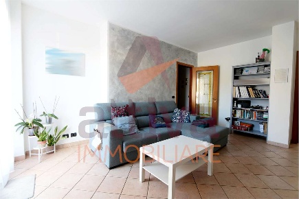 Foto Appartamento a Castelfidardo di 122 m² con 6 locali in vendita