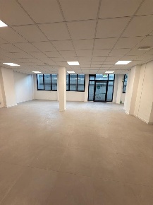 Foto Ufficio in CORSO SVIZZERA, Torino Lucento di 400 m² con 4 locali