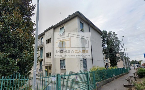 Foto Appartamento in Via Brembo, Monza San Giuseppe di 80 m² con 3 locali