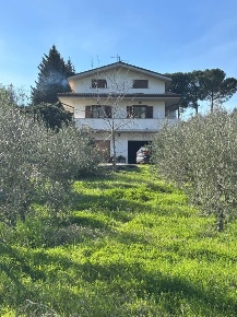 Foto Villa unifamiliare in Via Teate, San Giovanni Teatino di 240 m²