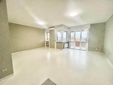 Foto Appartamento in Via Abruzzi 12, Pieve Emanuele Fizzonasco di 110 m²