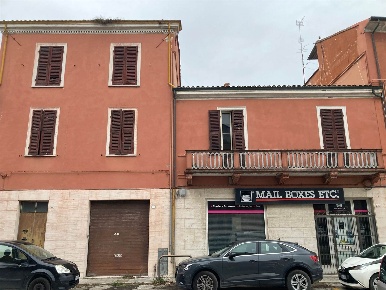 Foto Appartamento in via Malagodi, Fano Passeggi - Don Gentili di 340 m²