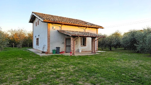 Foto Rustico in Centignano, Vignanello di 170 m² con 5 locali in vendita