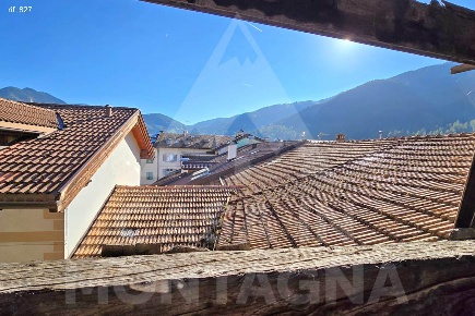 Foto Rustico a Ziano di Fiemme di 175 m² con 7 locali in vendita