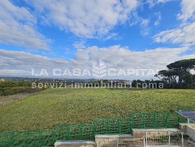 Foto Appartamento in VIA CASALE GHELLA 57, Roma Grottarossa - Saxa Rubra