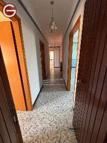 Foto Appartamento a Cinquefrondi di 200 m² con 4 locali in vendita