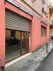 Foto Locale commerciale in Via Carlo Armellini 6, Potenza Centro di 90 m²
