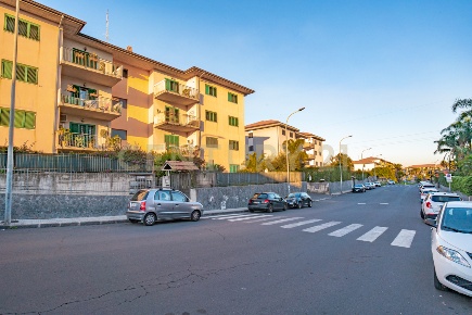Foto Appartamento in Via Dei Giardini 3, Tremestieri Etneo Centro di 130 m²