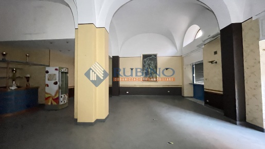 Foto Locale commerciale in Corso Cavour  188190, Bari Murat di 157 m²