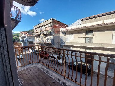 Foto Appartamento in Via G. Marconi, Francavilla di Sicilia di 125 m²