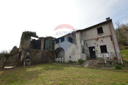 Foto Rustico in località Sant'Antonio, Altare di 170 m² con 4 locali