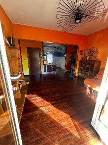 Foto Appartamento a Napoli San Carlo All'Arena di 105 m² con 4 locali