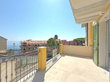 Foto Appartamento in Bordighera, Bordighera di 118 m² con 3 locali