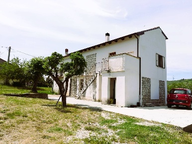 Foto Casa indipendente in Contrada Pianospedale, Gissi di 182 m² in vendita