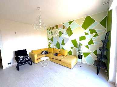 Foto Appartamento in via Guglielmo Marconi, Momo Centro di 73 m² in vendita