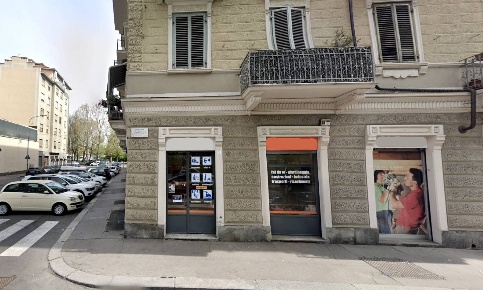 Foto Negozio in Lungo Dora Napoli, Torino Aurora di 175 m² con 5 locali