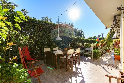 Foto Appartamento in Via Verga, Sant'Agata li Battiati di 154 m² in vendita