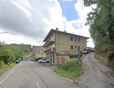 Foto Appartamento in Via Mario Luzi, Semproniano di 112 m² con 7 locali