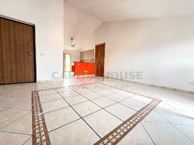 Foto Attico in via firenze, Santa Maria Capua Vetere di 95 m² con 4 locali