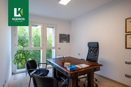 Foto Appartamento in Via Borghi 18, Varese Masnago di 220 m² con 4 locali