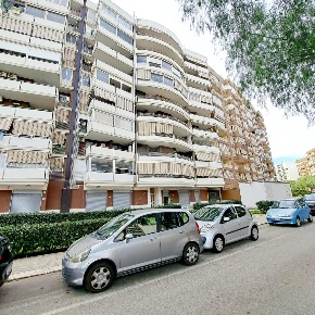 Foto Appartamento in Via Francesco Eugenio Silvestri, Bari di 60 m²