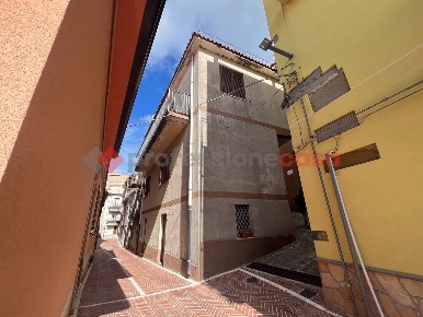 Foto Casa indipendente in Via San Pietro 10, San Salvatore di Fitalia