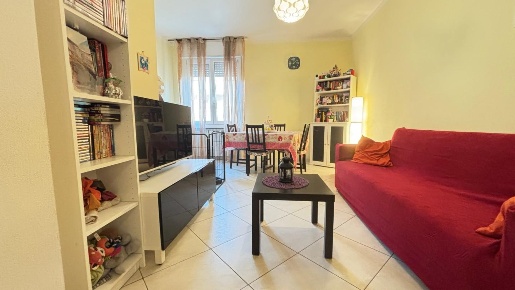 Foto Appartamento a Cascina Centro di 72 m² con 4 locali in vendita