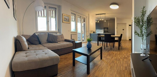 Foto Appartamento a Monteroni d'Arbia Centro di 100 m² con 4 locali