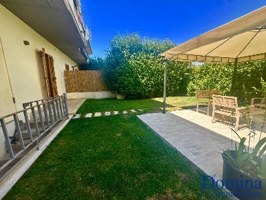 Foto Appartamento a Massa Centro di 80 m² con 3 locali in vendita