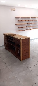 Foto Locale commerciale a Bientina di 100 m² con 3 locali in affitto