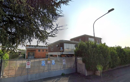 Foto Capannone industriale a Baranzate di 5965 m² con 23 locali in vendita