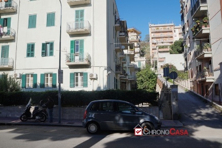 Foto Appartamento in VIALE REGINA ELENA, Messina San Licandro di 98 m²