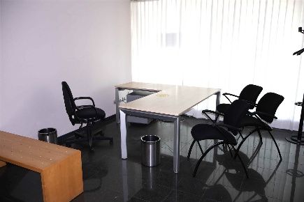 Foto Capannone industriale in Piazzale Torino, Piacenza di 624 m²