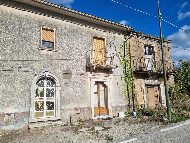 Foto Case semi ndipendenti in Contrada Petruzzielli 7, Montefalcione